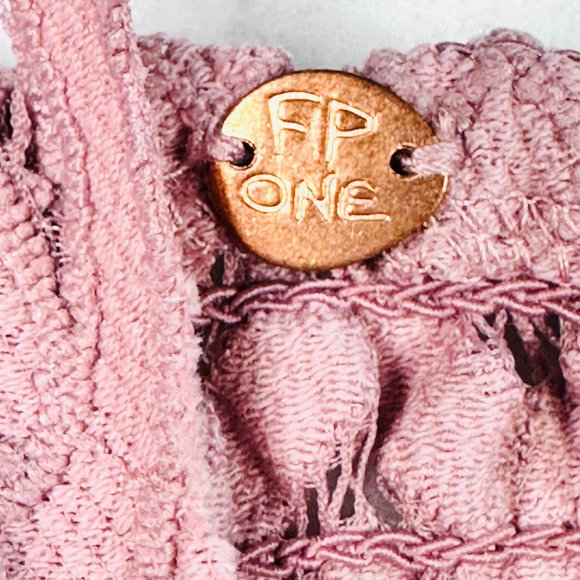 Free People Adella Dusty Mauve Boho Lace Smocked Strappy Cami - Size L - NWT - Picture 13 of 13